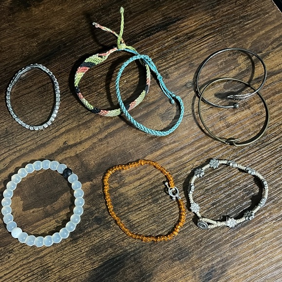 Bundle Lot Necklaces Bracelets Earrings Mixed 12 Pieces - Picture 5 of 9